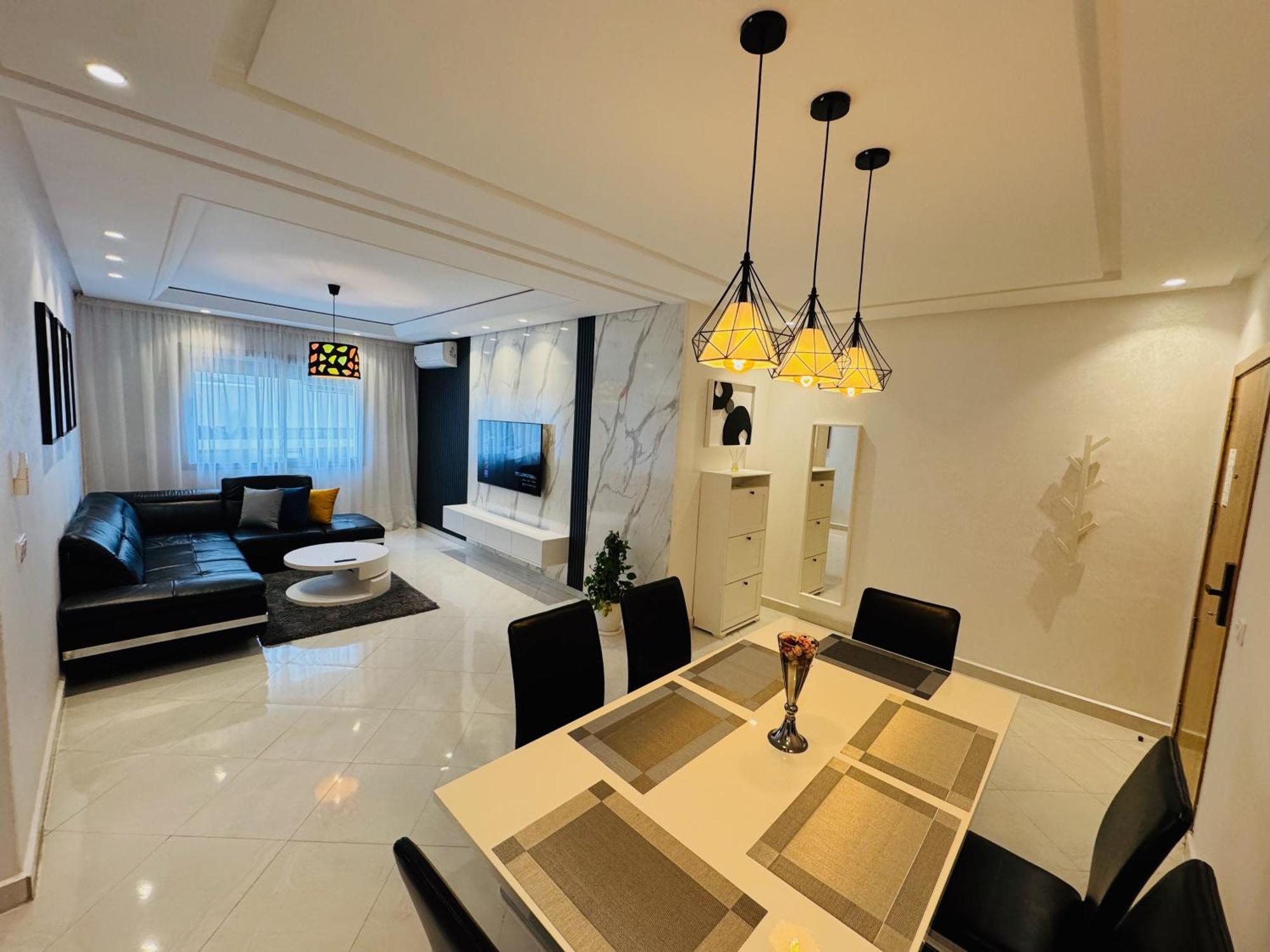 Modern Apartment In The Heart Of Tangier Exterior photo